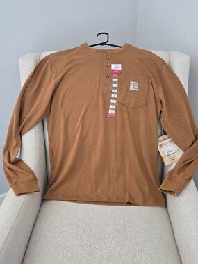 Buckhorn River Men's M long sleeve T henley